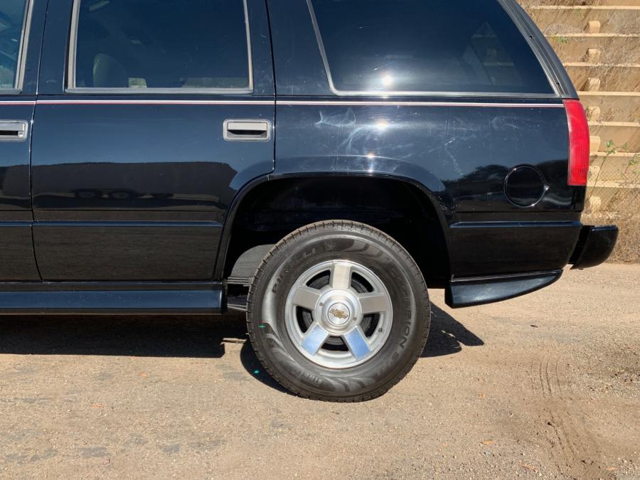 Детали экстерьера Chevrolet Tahoe Limited (GMT840) 2000 года  (фото 73 из 233)